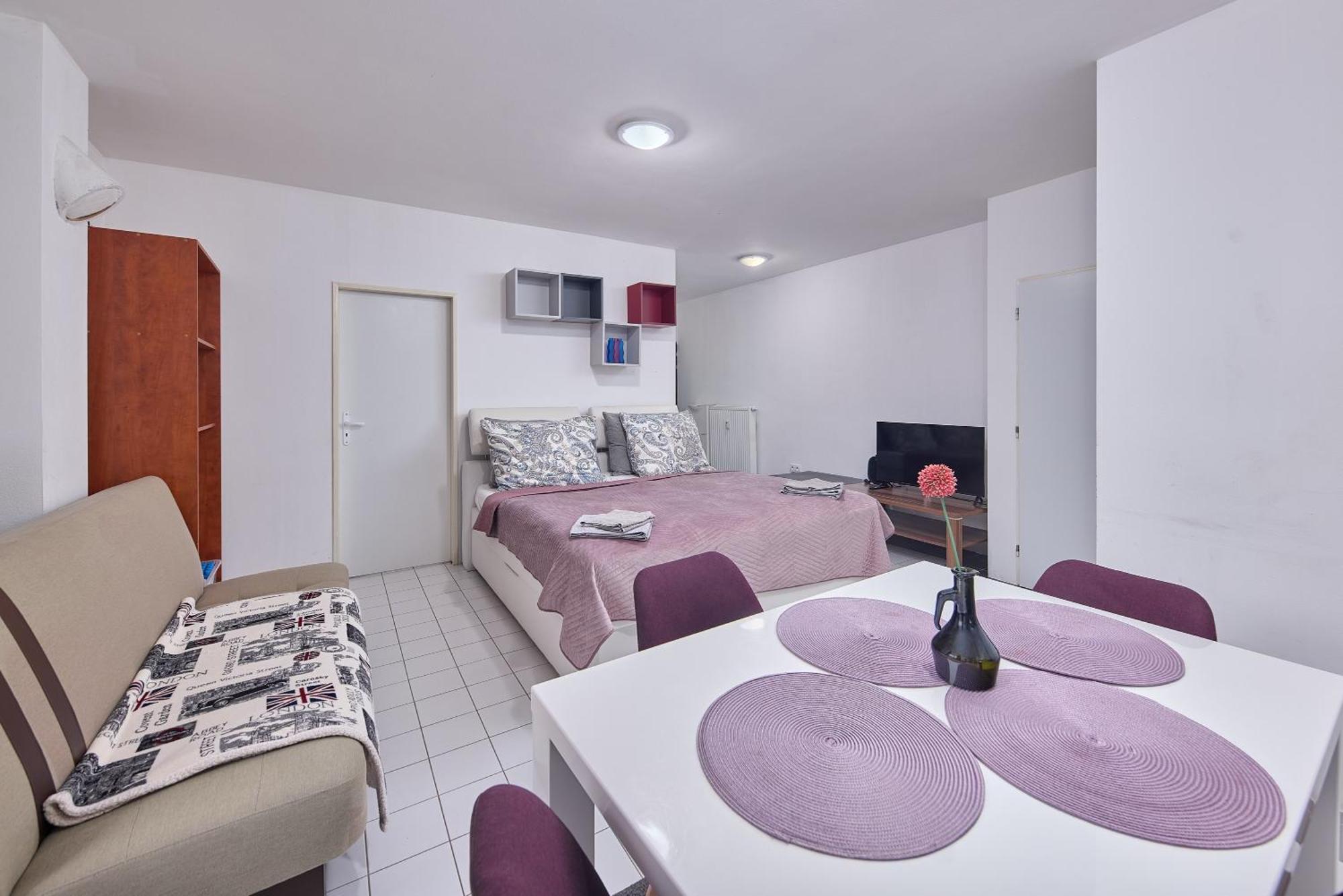 Relax Apartment Bratislava Exterior photo